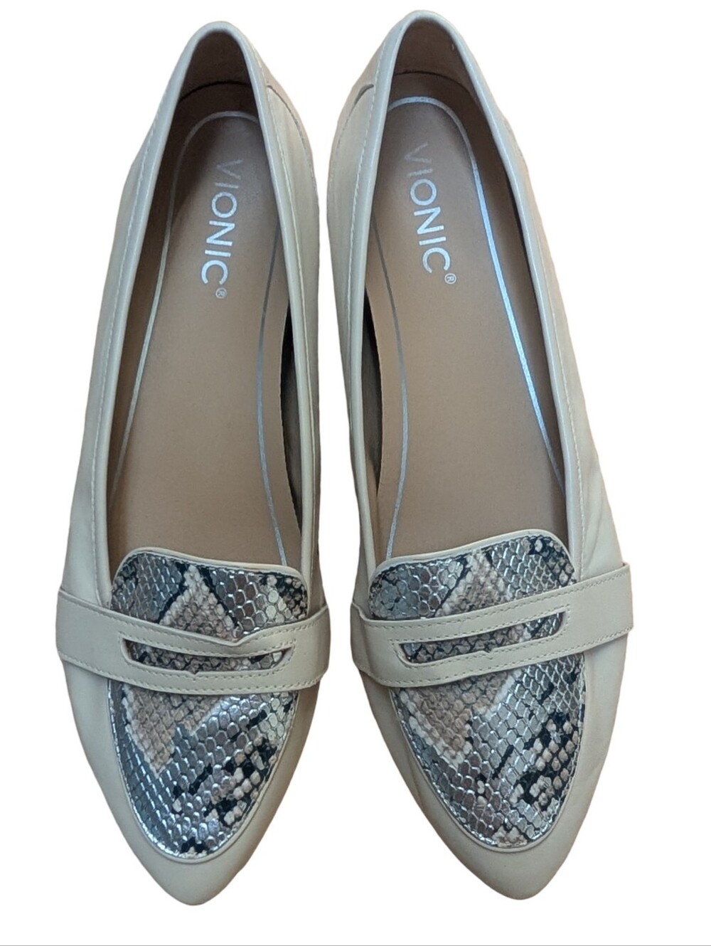 Vionic Savannah Boa Metallic Flats Size 9